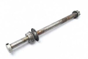 Hinterradachse Steckachse hinten Suzuki GSX 750 EF GR72A 84-86