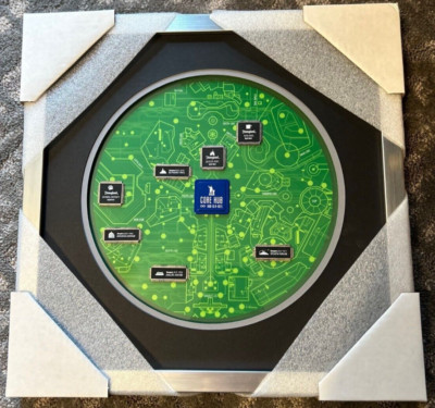 NEW RARE Disneyland LE 150 Sci-Fi Academy Circuit Board Park Map 7 PIN Frame Set