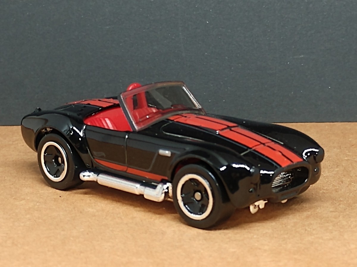 Hot Wheels Shelby Cobra 427 S/C 1/64 Scale Limited Edition