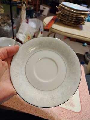 Crown Ming Fine China Queen's Lace Jian Shiang  SAUCER