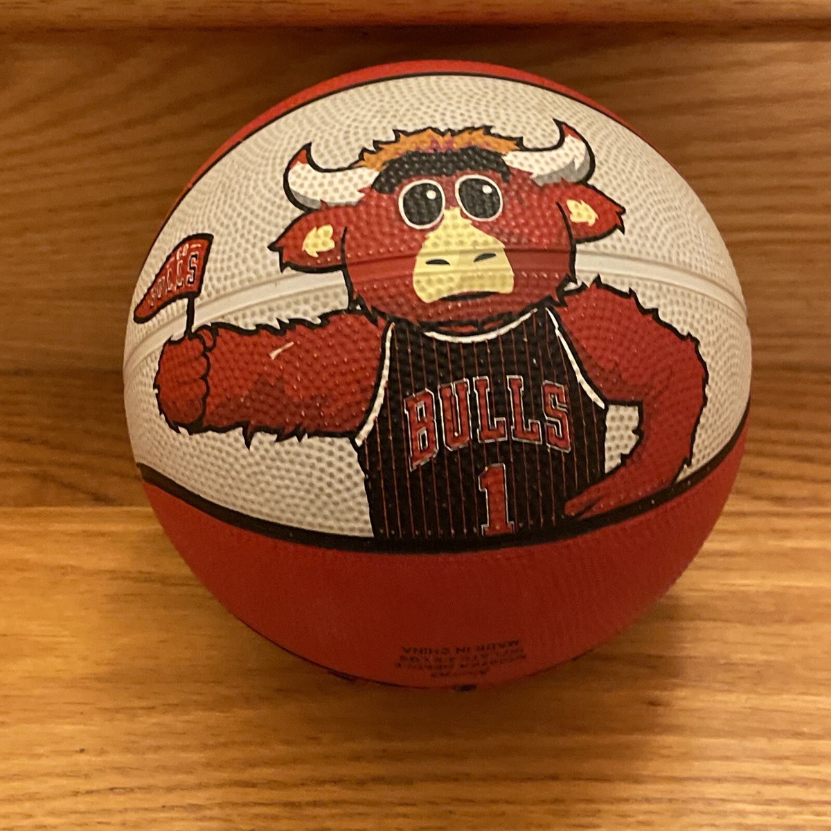 Chicago Bulls Kid Nation Mini Basketball Benny Bull D Rose Ere
