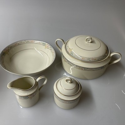Mikasa Find China L 5595 Charmaine Service Set
