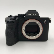 Sony Alpha A7R IV ILCE-7RM4 61MP Mirrorless Camera Body + Accessories Excellent