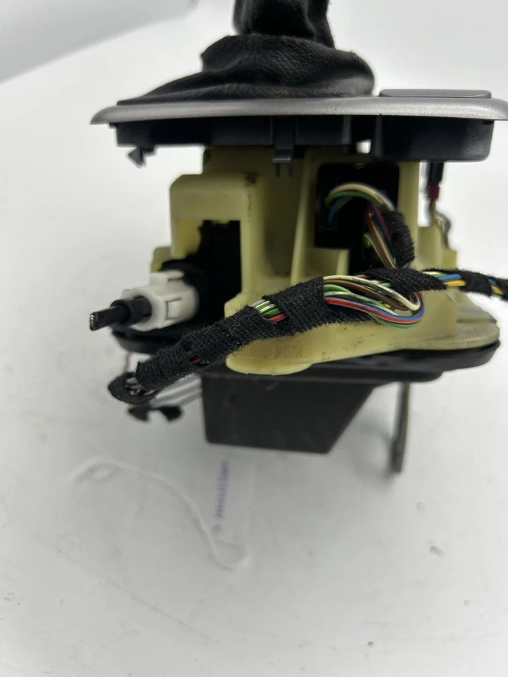 05-11 Mercedes R171 SLK280 SLK300 SLK 350 Shifter Gear Selector 1712671324 OEM - Image 3 of 4