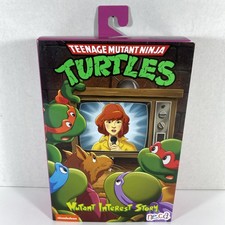 NEW NECA Teenage Mutant Ninja Turtles April O'Neil Ultimate Action Figure TMNT