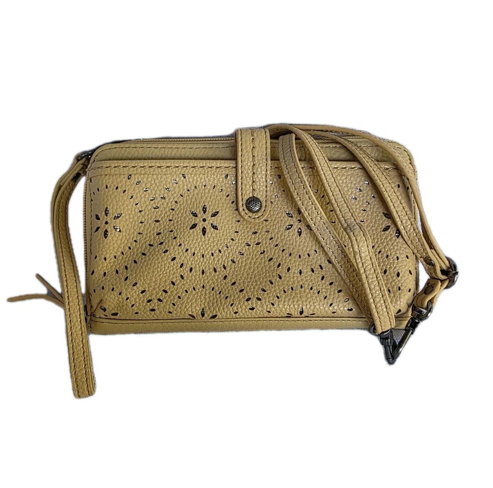 Cartera bandolera grande para teléfono The Sak Iris amarillo claro perforada floral Foto 4 de 4