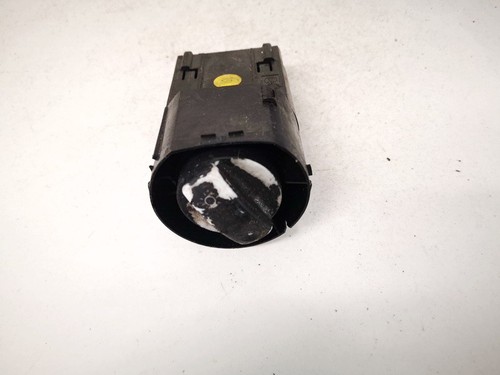 8e0941531a Scheinwerfer Schalter  Audi A4 DE1605725-21