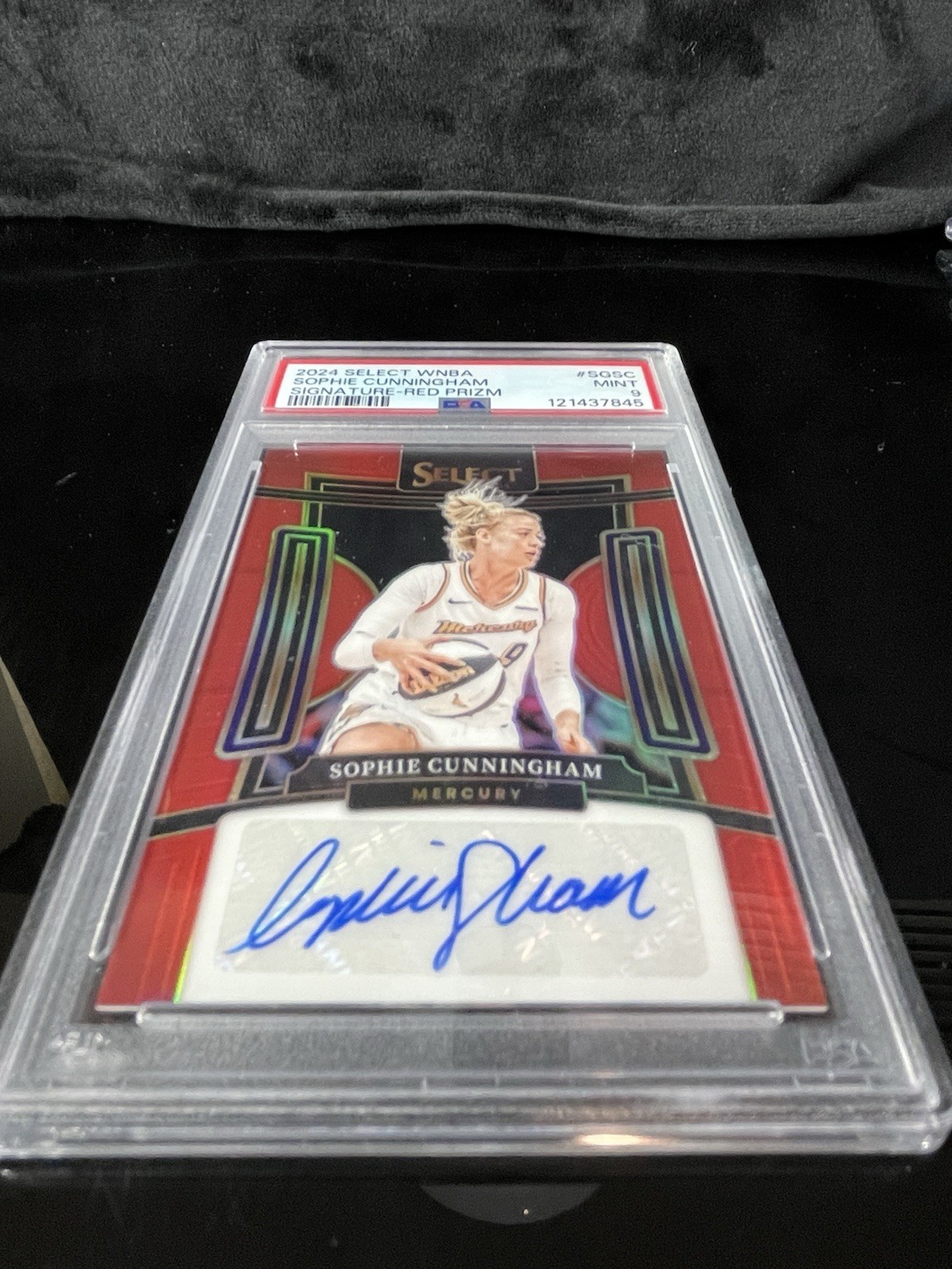 2024 Select WNBA Signatures Sophie Cunningham #SGSC Auto Red Prizm /99 view 4