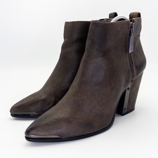 Vince Camuto Amori Leather Ankle Booties Brown Pointed Toe Block Heel Sz 9M