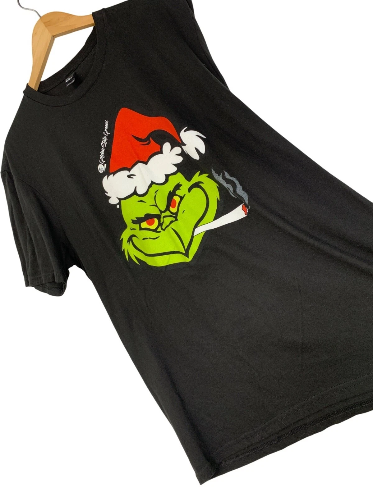 Grinch Smoking Graphic Tee Black Blend District Golden State Greens L 8863 Xmas