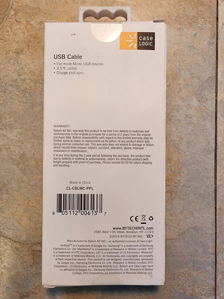 Cable Micro USB Case Logic Púrpura 3.5'/1.0m Sincronización y Carga Foto 2 de 2