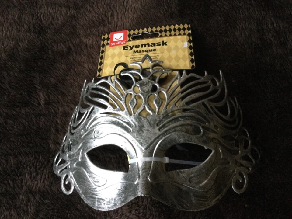  Masquerade Eye Mask Metallic Effect Unisex X 2  - Image 3 of 4