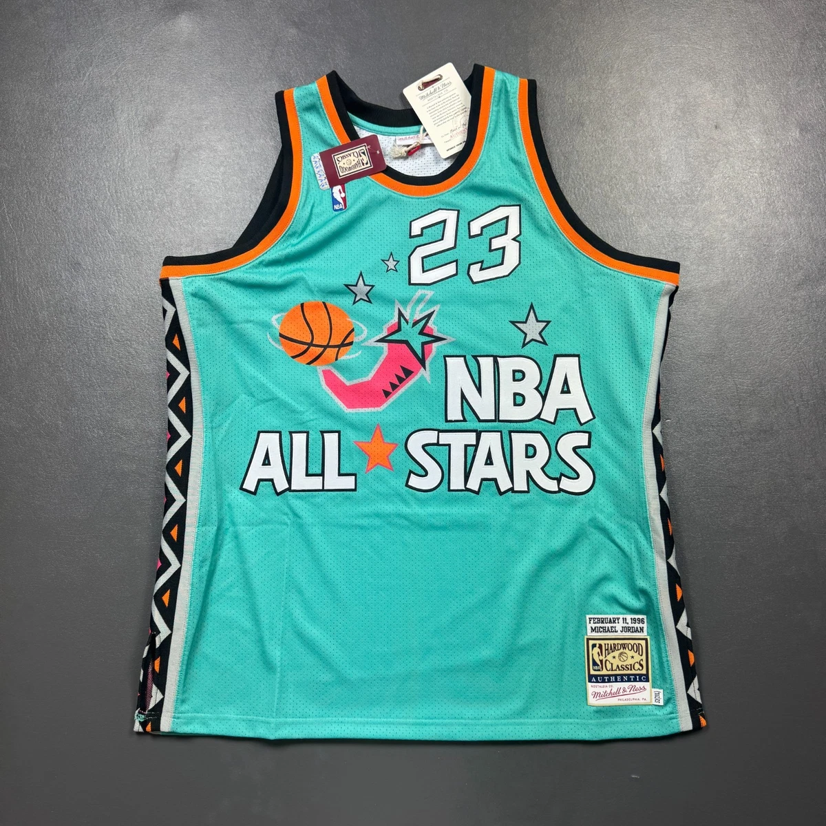 Preços baixos em Michael Jordan All-Star Game Camisas de fãs da