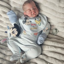 REBORN 6LB CUDDLE BABY. ABSOLUTELY ADORABLE 🩵