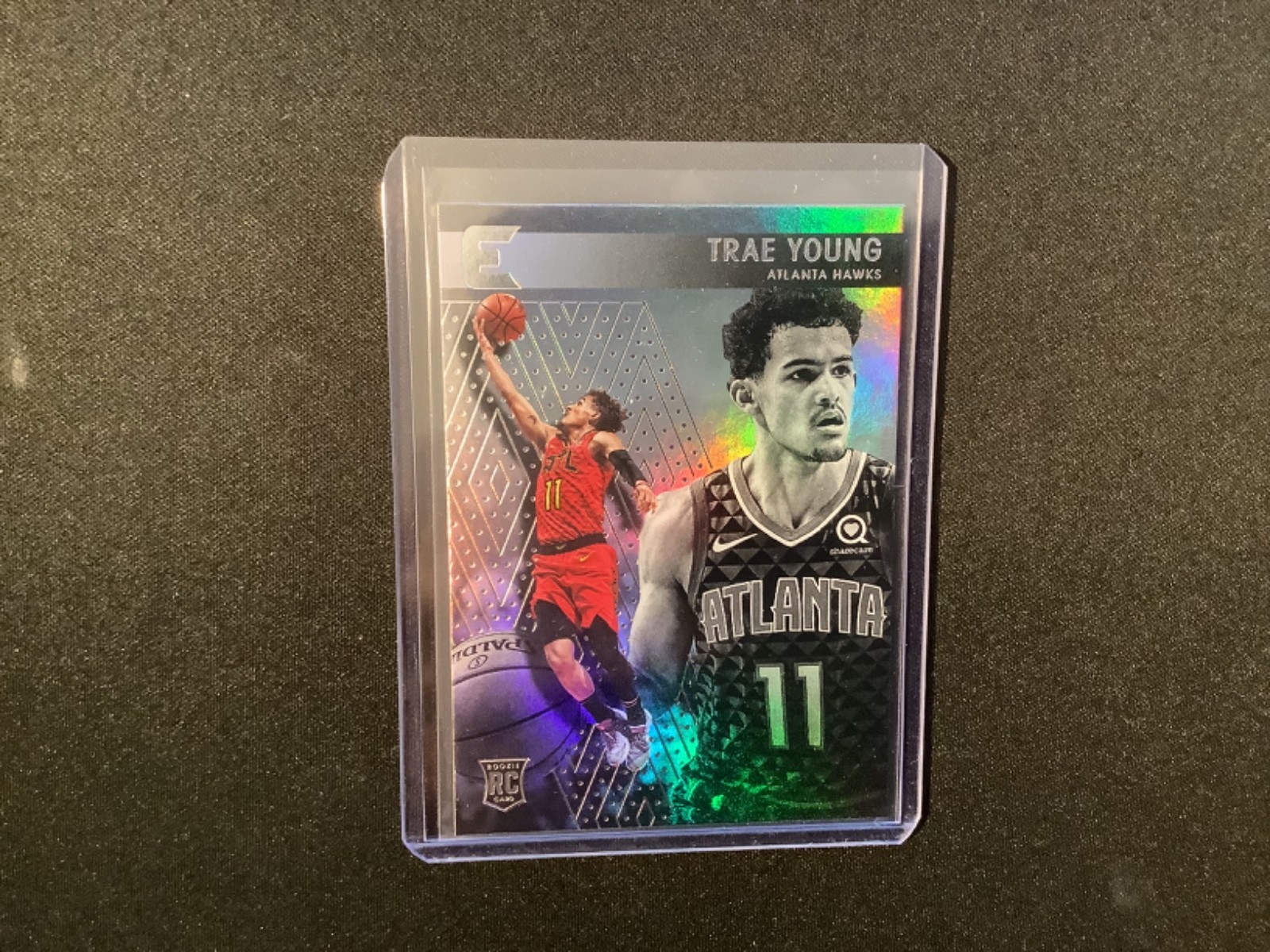 2018-19 Panini Chronicles BASKETBALL #234 Trae Young RC Hawks