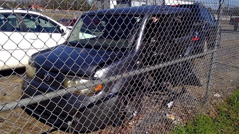 Front Bumper Chrome Package Without Fog Lamps Fits 09-10 Nissan Cube OEM - Image 3 of 4