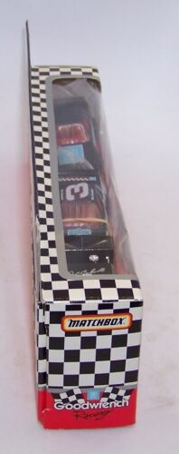 1:64 1993 MATCHBOX SUPER STAR NASCAR TEAM CONVOY #3 GOODWRENCH DALE EARNHARDT SR - Picture 4 of 5