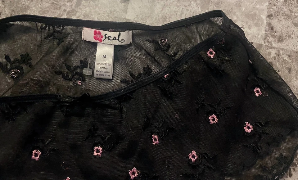 SELLO HÚMEDO MEDIO NEGRO MALLA BORDADA ROSA FLORAL VINTAGE RARO BRAGAS HIPSTER Foto 2 de 4