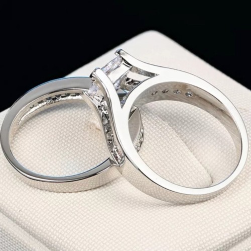 3.20 Carat White Princess Cut Simulated Diamond Engagement & Wedding Ring Set - Picture 3 of 5