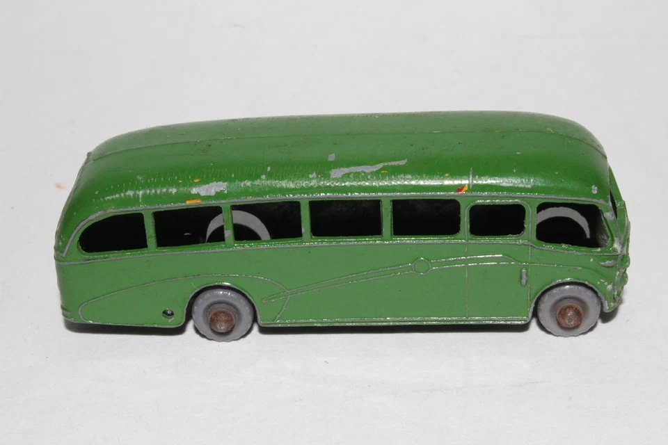Autobús Matchbox Lesney #21B Bedford Coach, verde oscuro, GPW, ORIGINAL Foto 2 de 4