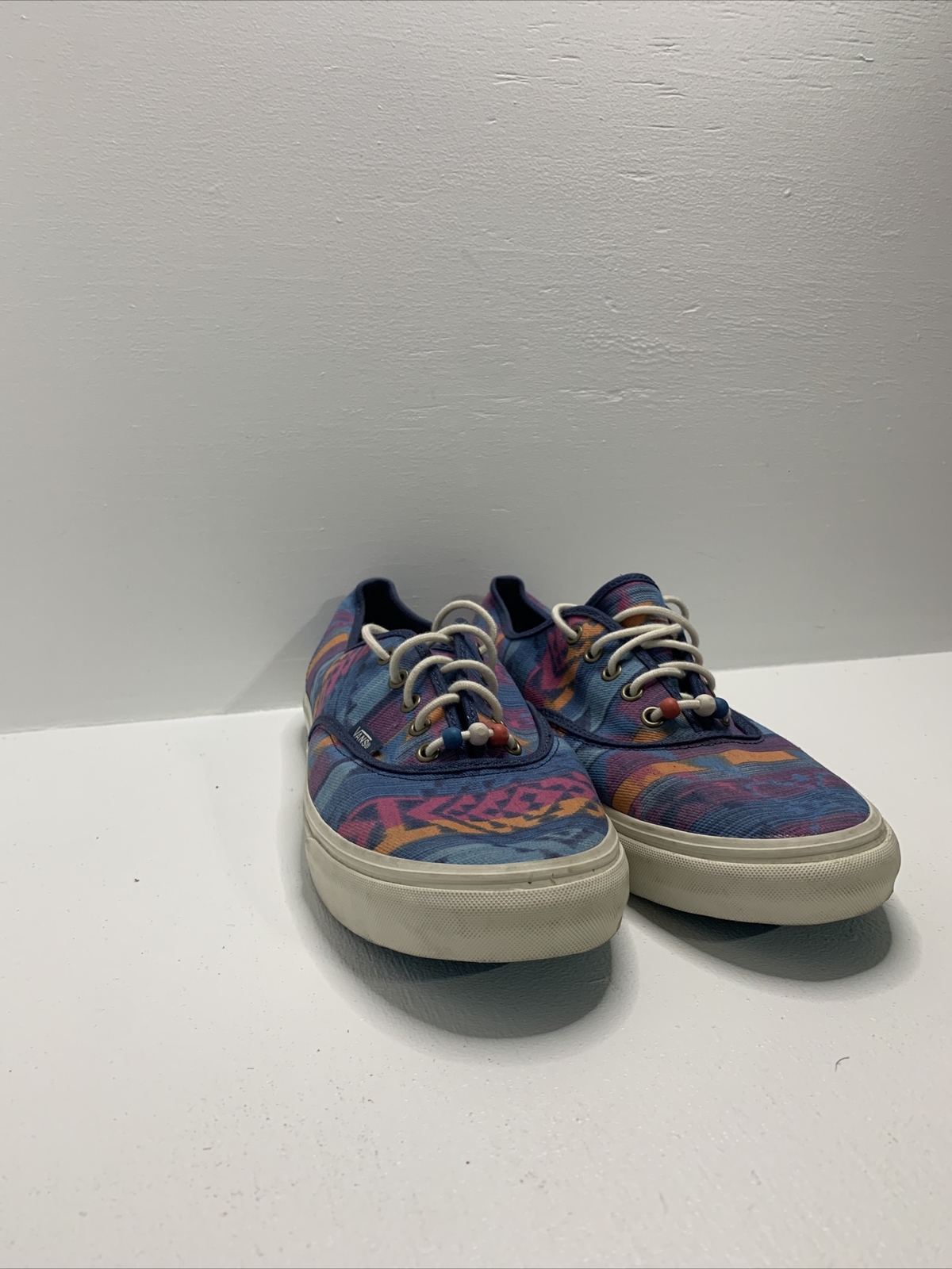 VANS Womens size Men 9.5 Women 11 Aztec 