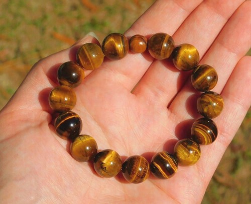 Tigerauge Armband 12 mm Natur Edelstein für Glück Wohlstand und Energie Heilung - Bild 5 von 8