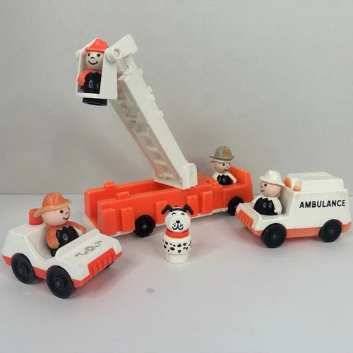 VTG Fisher Price Lot of Little People Fire Engine Ambulance Vehicle Firemen Dog