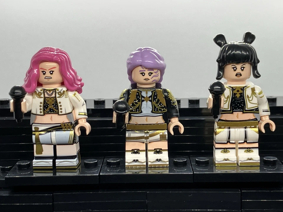 Mira Zoey And Rumi Demon Hunters Custom Mini Figure - Image 3 of 4