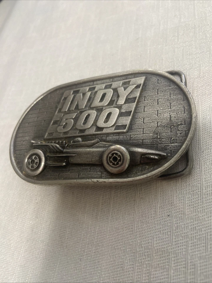 Hebilla de cinturón de carreras NASCAR 1976 vintage coleccionable Indy 500 Memorial Day Foto 4 de 4