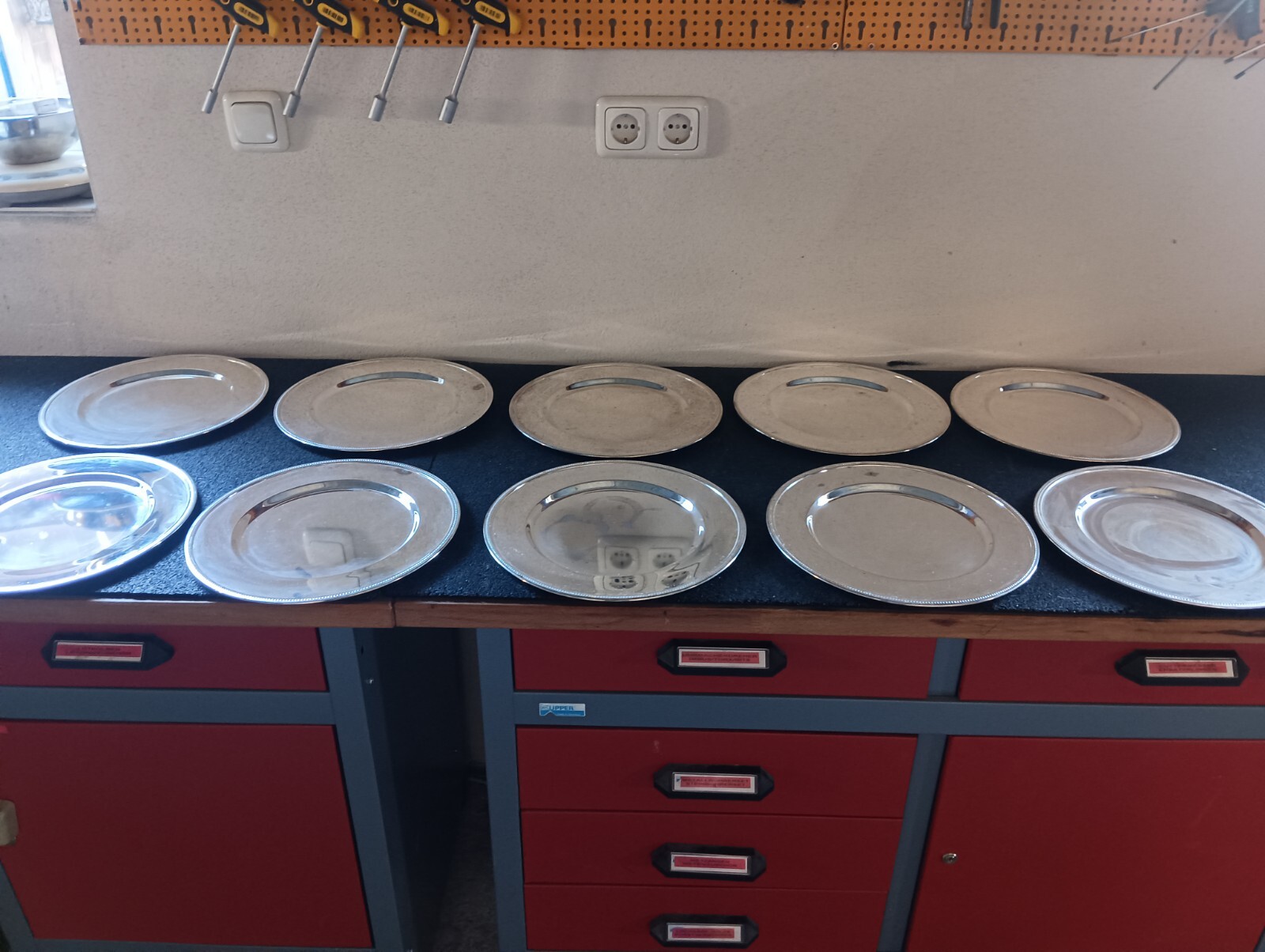 X3 10 x Versilberte Teller Servierteller 29,5 cm Hotel Gastronomie Küche