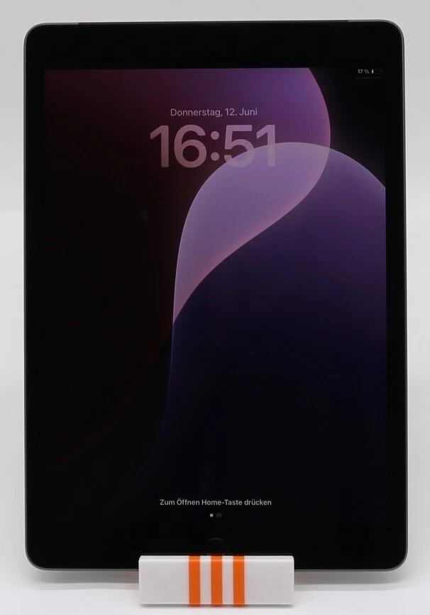 Apple iPad (8th generation) · 128GB · Cellular, Foto 2 von 4