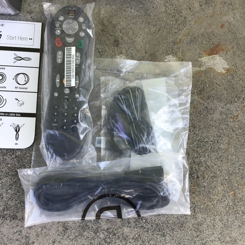 TiVo Series 2 Model TCD540040 40GB Digital Video DVR w/Remote & Accessories - Image 4 of 4