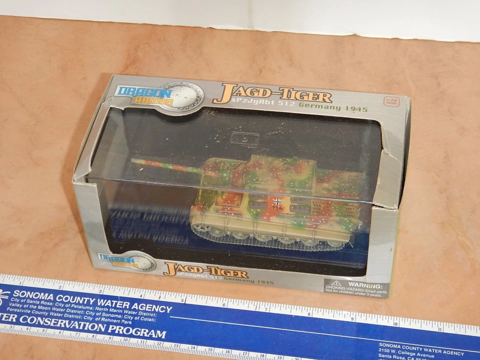 DRAGON ARMOR JAGD-TIGER SPZJDABT 512 TANK, GERMANY 1945, NO. 60013, 1:72, NOS - Image 2 of 4
