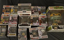 16 Funko Pop Lot