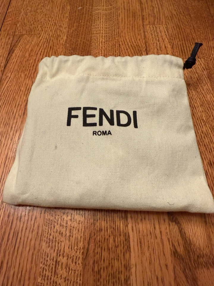Mini Cartera de Cuero Fendi NUEVA Tope/Marrón con Saco de Regalo Fendi Foto 2 de 4