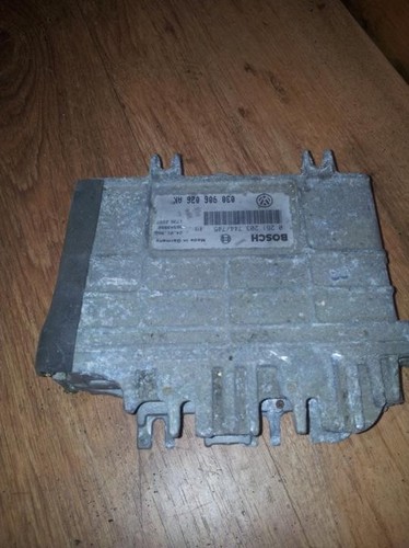 0261203744 Motormanagement, Steuergerät, ECU  0261203745   03090 DE71943-04