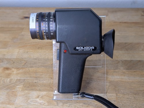 Soligor Spot Sensor II Analog Spot Light Meter - Working