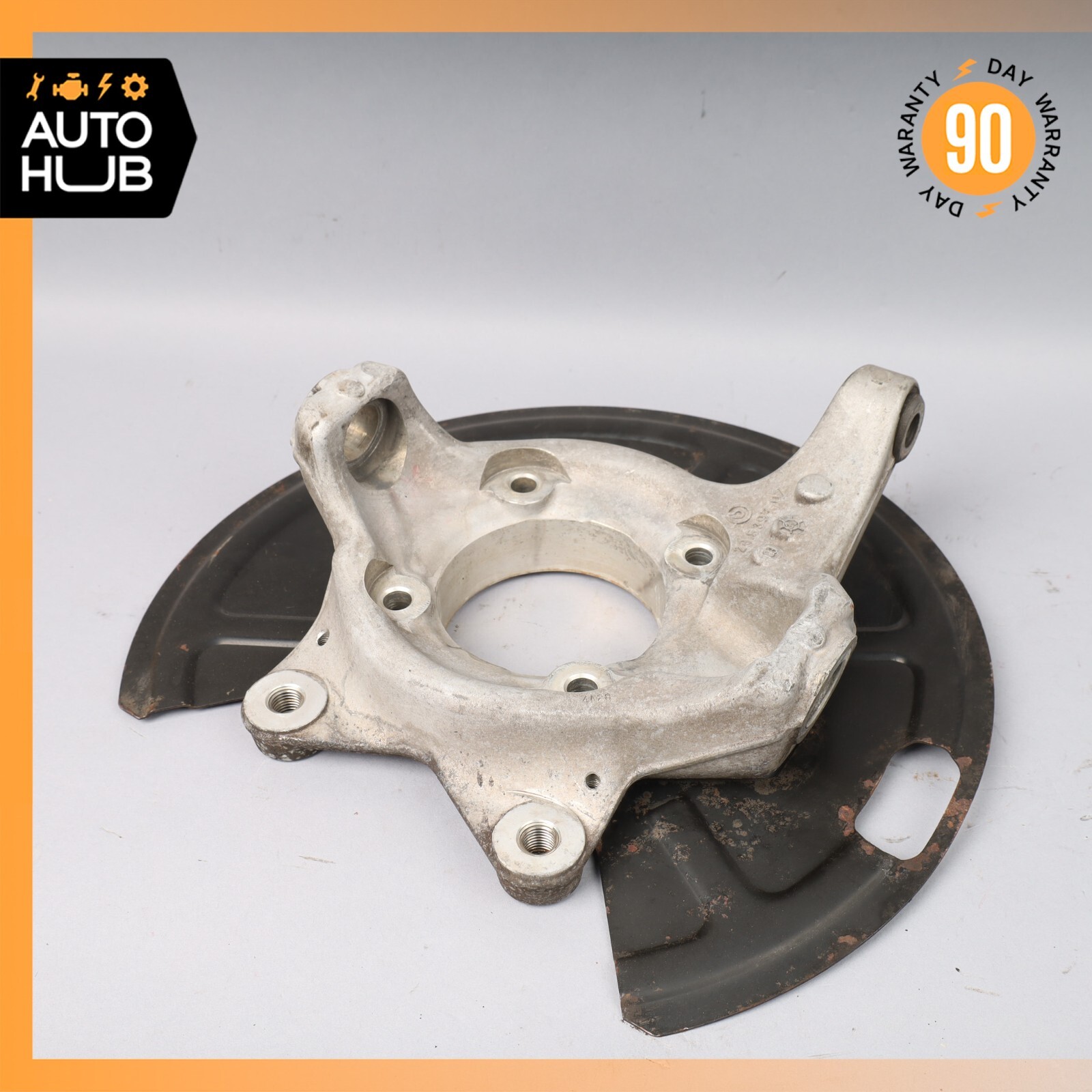 02-04 Maserati Spyder 4200 M138 Front Right Side Spindle Knuckle Hub OEM