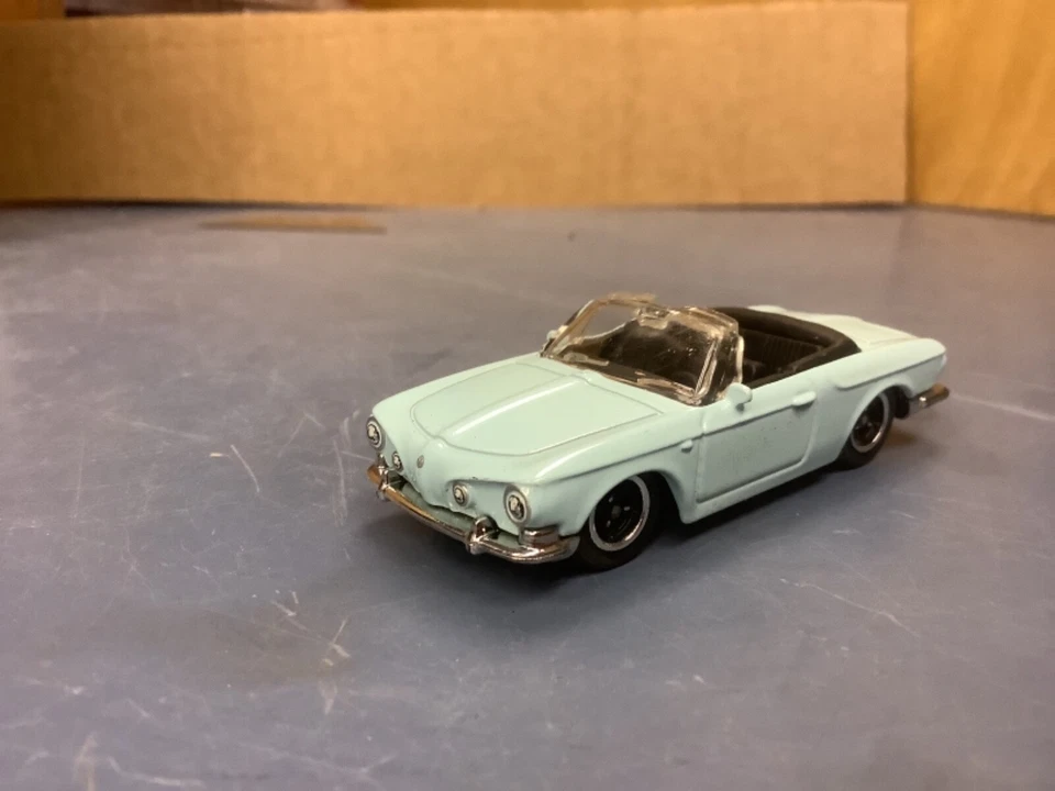 VOLKSWAGEN KARMAN GHIA matchbox light blue 1/64 loose - Image 4 of 4