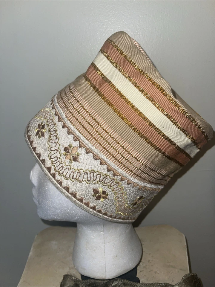 AFRICAN DANSHIKI 2 Piezas Bordado Oro Sobre Guinea Blanca Foto 2 de 4