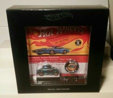 HOT WHEELS 1968 CUSTOM VW BUG KÄFER "ORIGINALE 16" + PULSANTE REPLICA 2011 - IMBALLO ORIGINALE/MOC