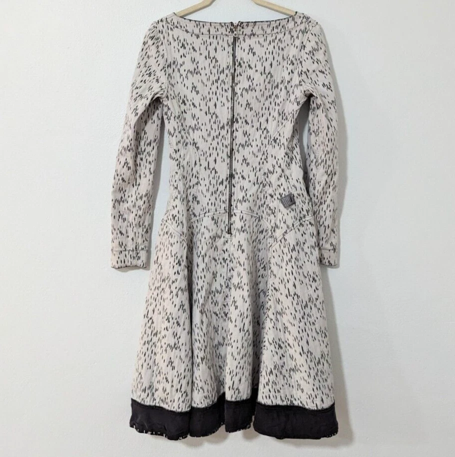 Lela Rose Reversible Long Sleeve Dress Printed Black Ivory Knee Length Zipper 6 - Image 4 of 4