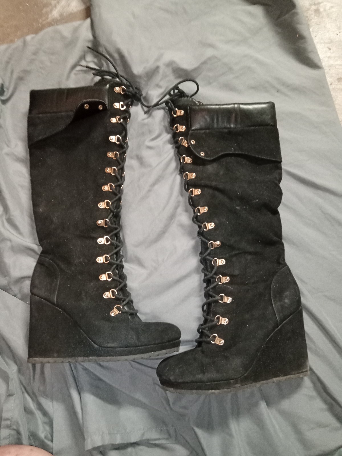 Women's Black Faux Suede Knee High Lace-Up Boots Eyelet Round Toe Size 7