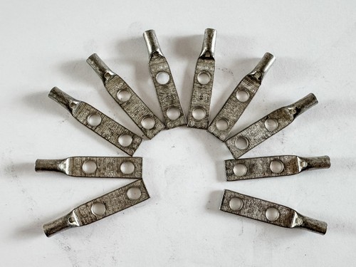 (lot Of 10) Burndy YAV10-2TC10 14-10 STR Two Hole Compression Lugs - Picture 1 of 4