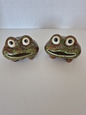 Vintage Anatomically Correct Ceramic Frogs Naughty Male And Female 4 1/2  1970's
