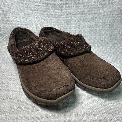 Skechers Easy Going Water-Repellent Suede Clogs Brown Womens Size 6 Full Bloom