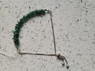 Grüner Aventurin Edelstein Chip Kristall und versilbertes Armband, neu