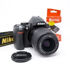 Nikon D3000 10.2MP DSLR Camera  18-55mm Lens Kit - Great Condition - 7k SC 