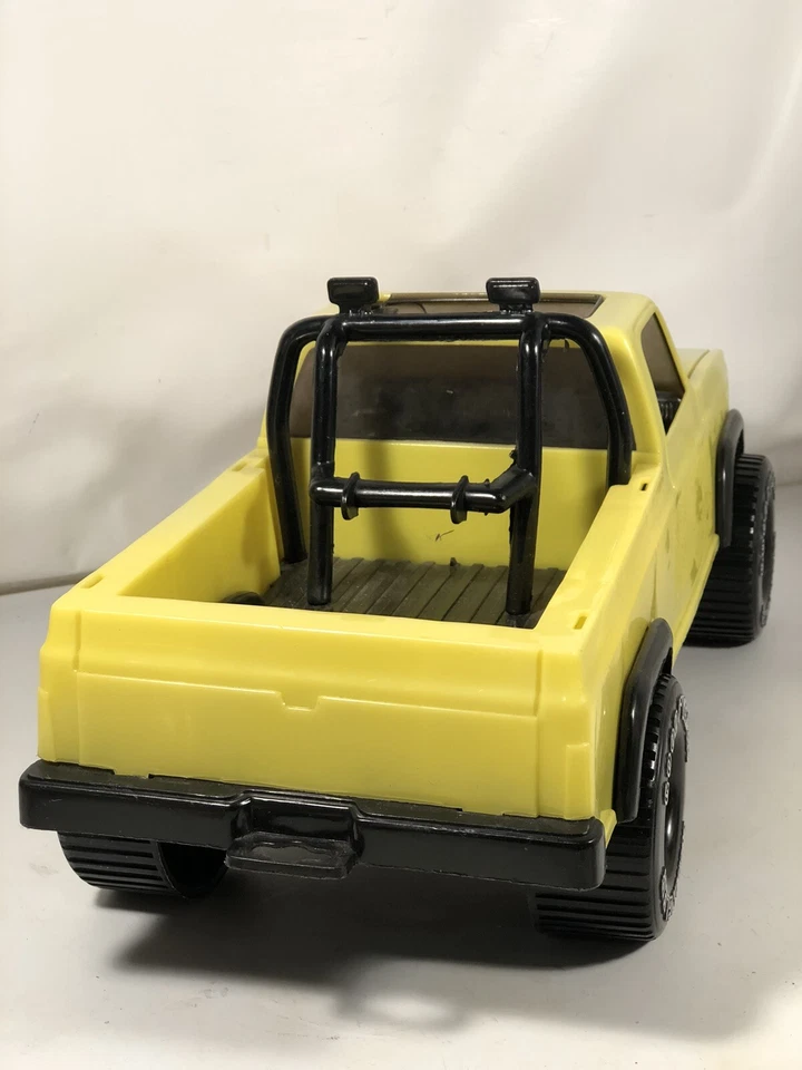 Vintage Gay Giocattoli Giallo Plastica fuori Strada Jeep Wrangler Pick-Up Camion - Immagine 4 di 4
