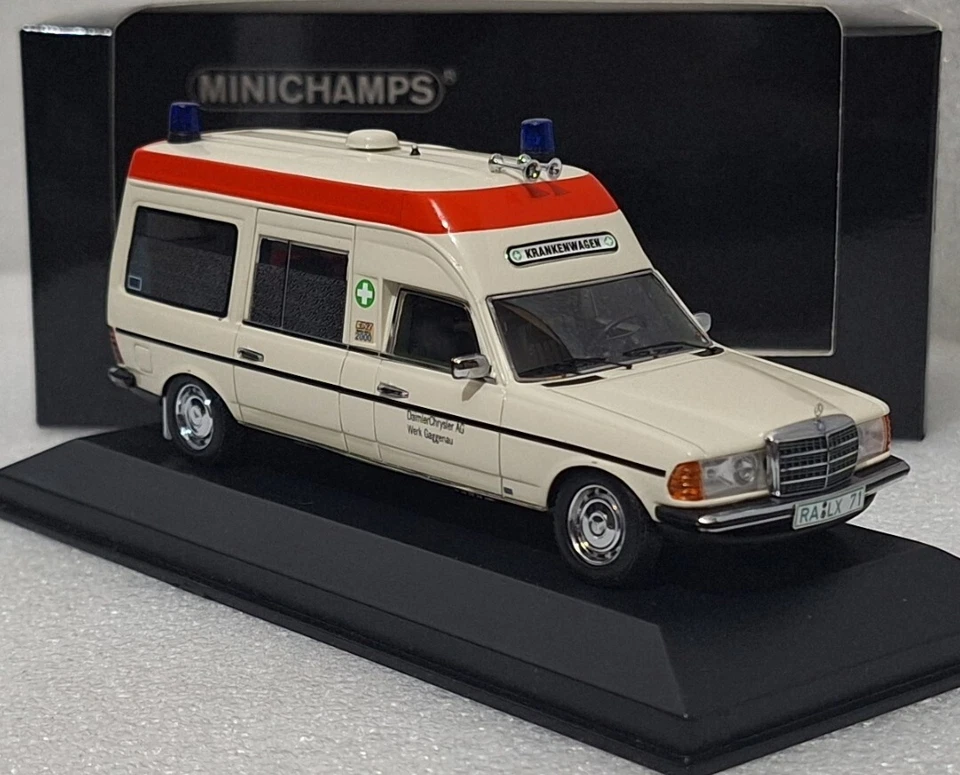 Mercedes E-Class (W123) 230E Binz Ambulance 1983 1:43 Minichamps 437032060 (13) - Image 3 of 4